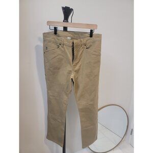 Stio Pants Men’s 34x30 Khaki Hiking Outdoors Hard Shell Chino Stretch
